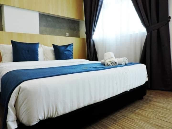 MY RAINFOREST SUITE HOTEL self check in out Kuah Esterno foto